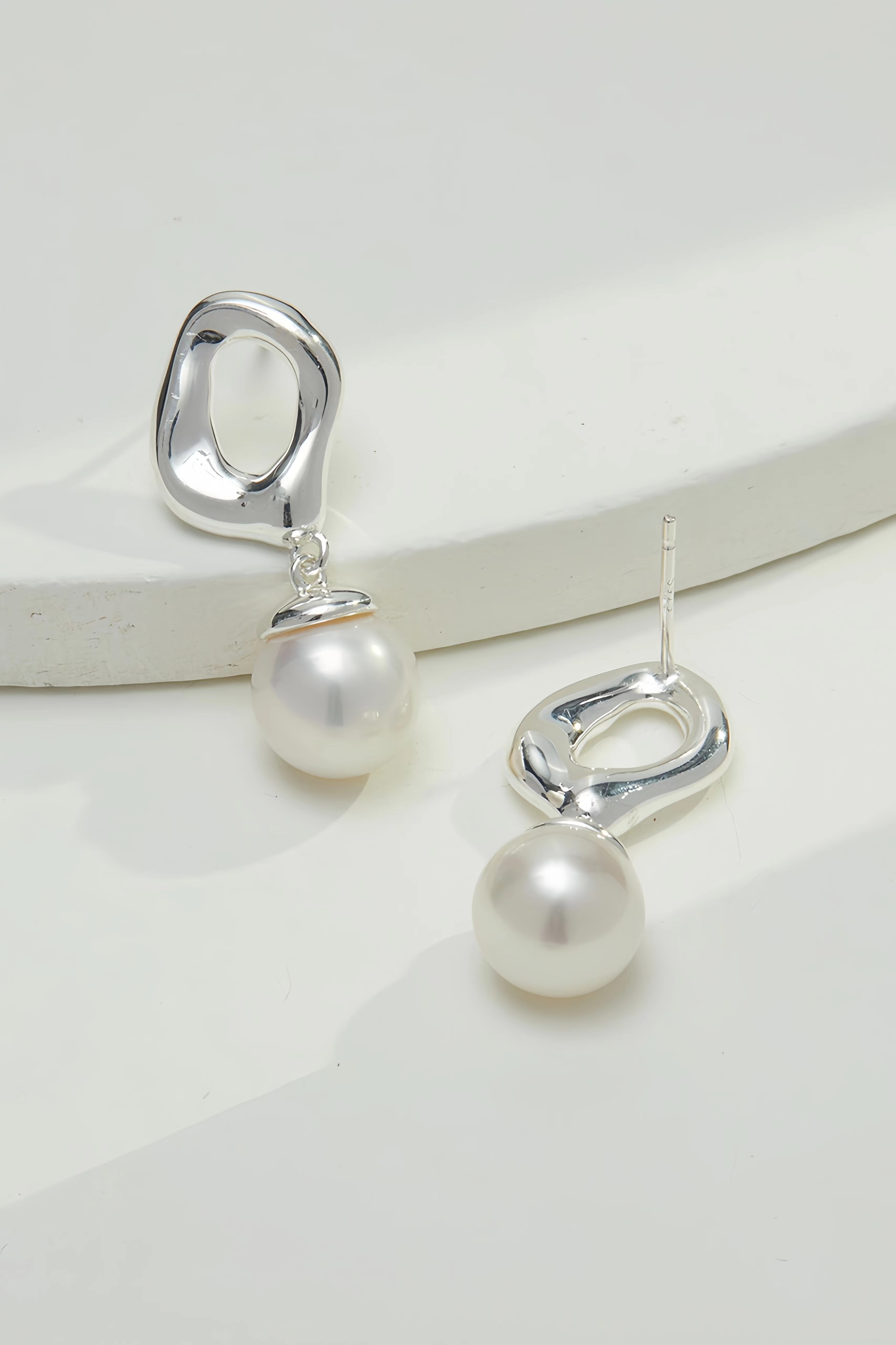 18K S925 Sterling Silver Fashion Cool Style Pearl Reinvention Collection