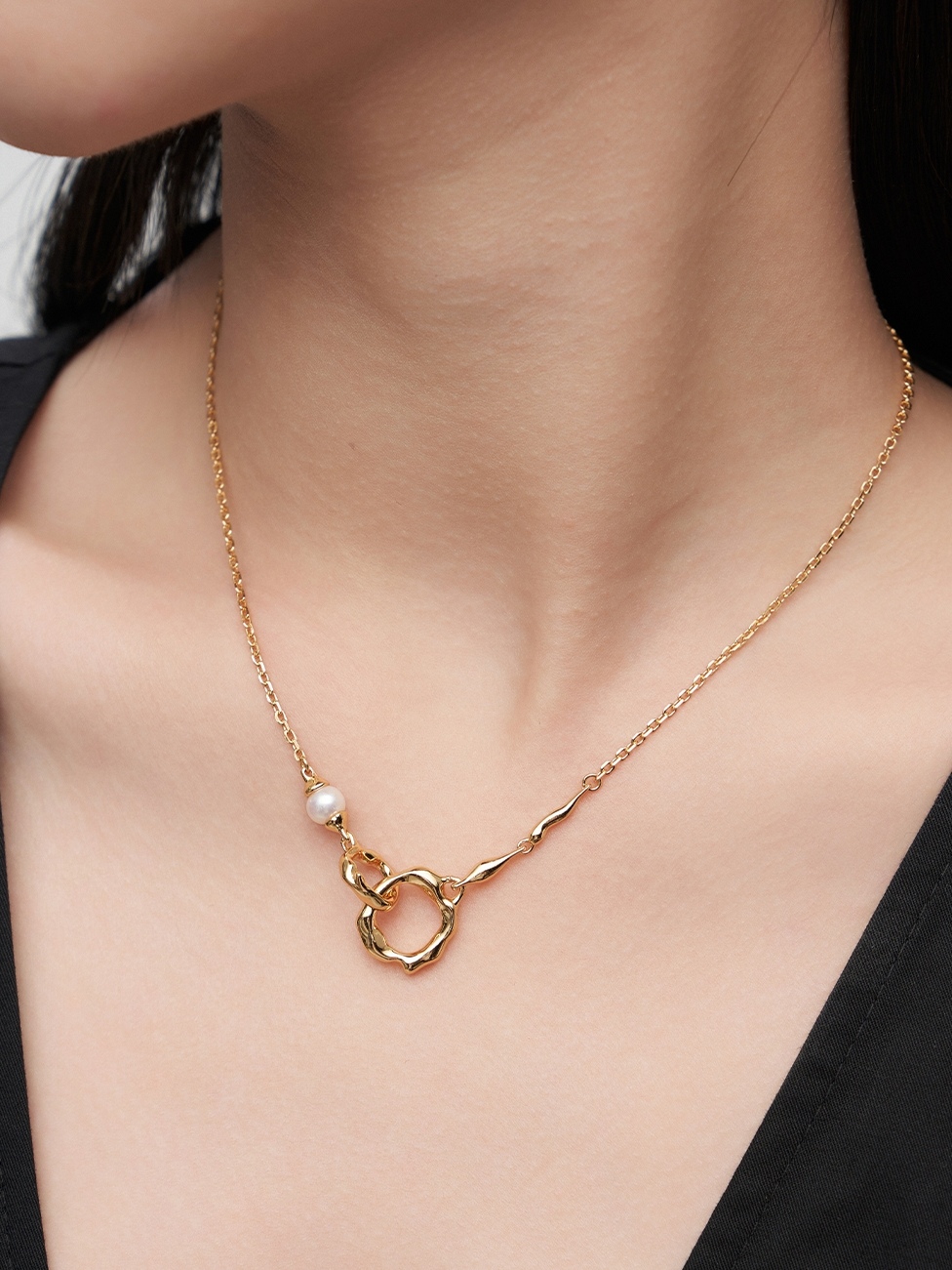 18K 925 Sterling Silver, Simple, Classic, and Exquisite Pearl and Agate Necklace
