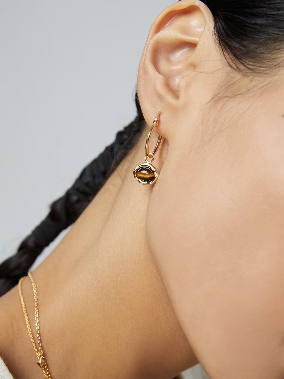 18K S925 Sterling Silver Fashion Noble Hundred Tiger Eye Stone Earrings