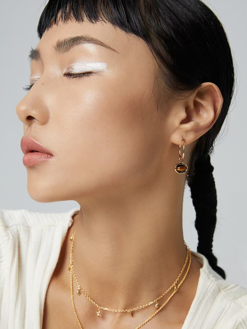 18K S925 Sterling Silver Fashion Noble Hundred Tiger Eye Stone Earrings