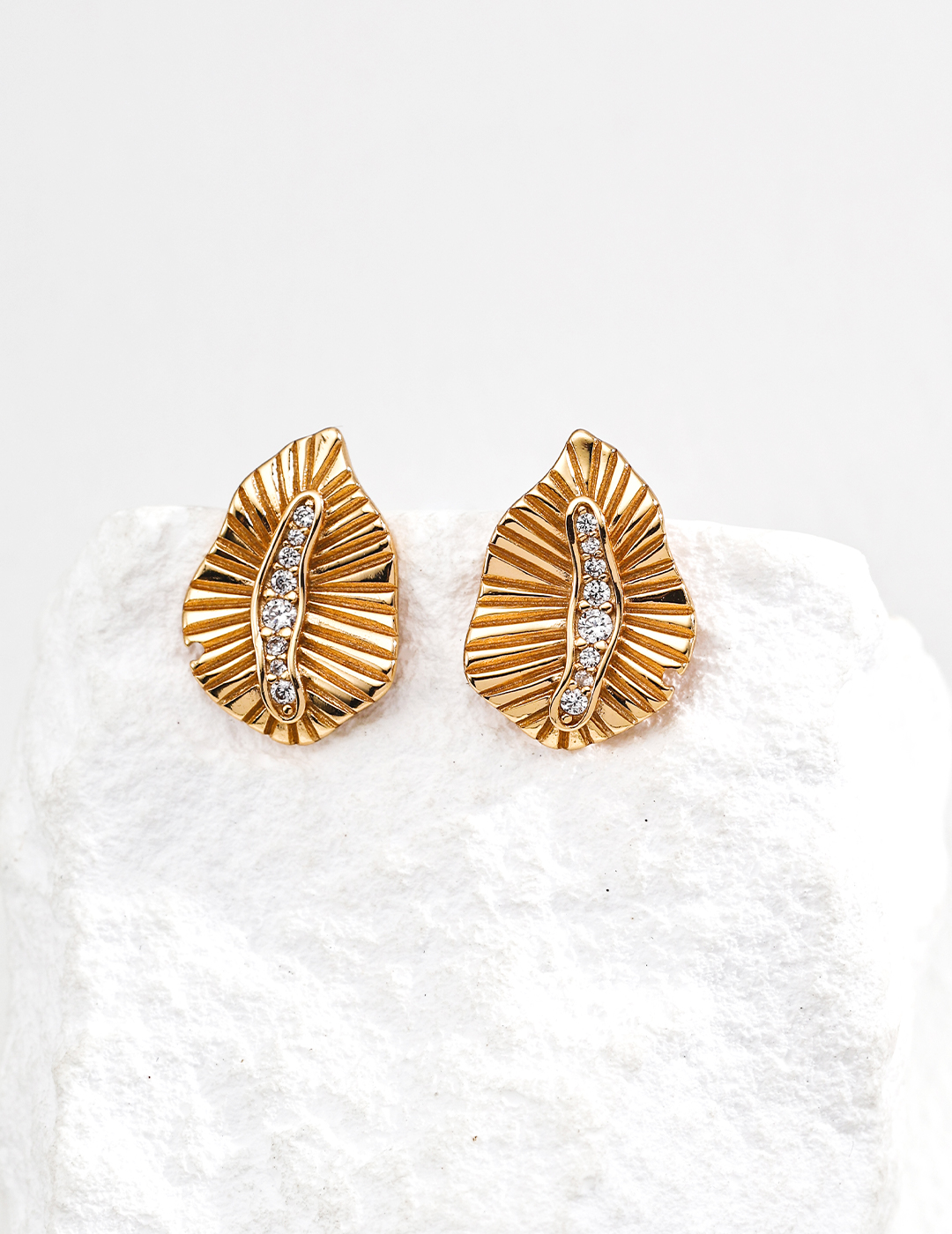 18K 925 Sterling Silver Vintage Stylish Zircon Earrings