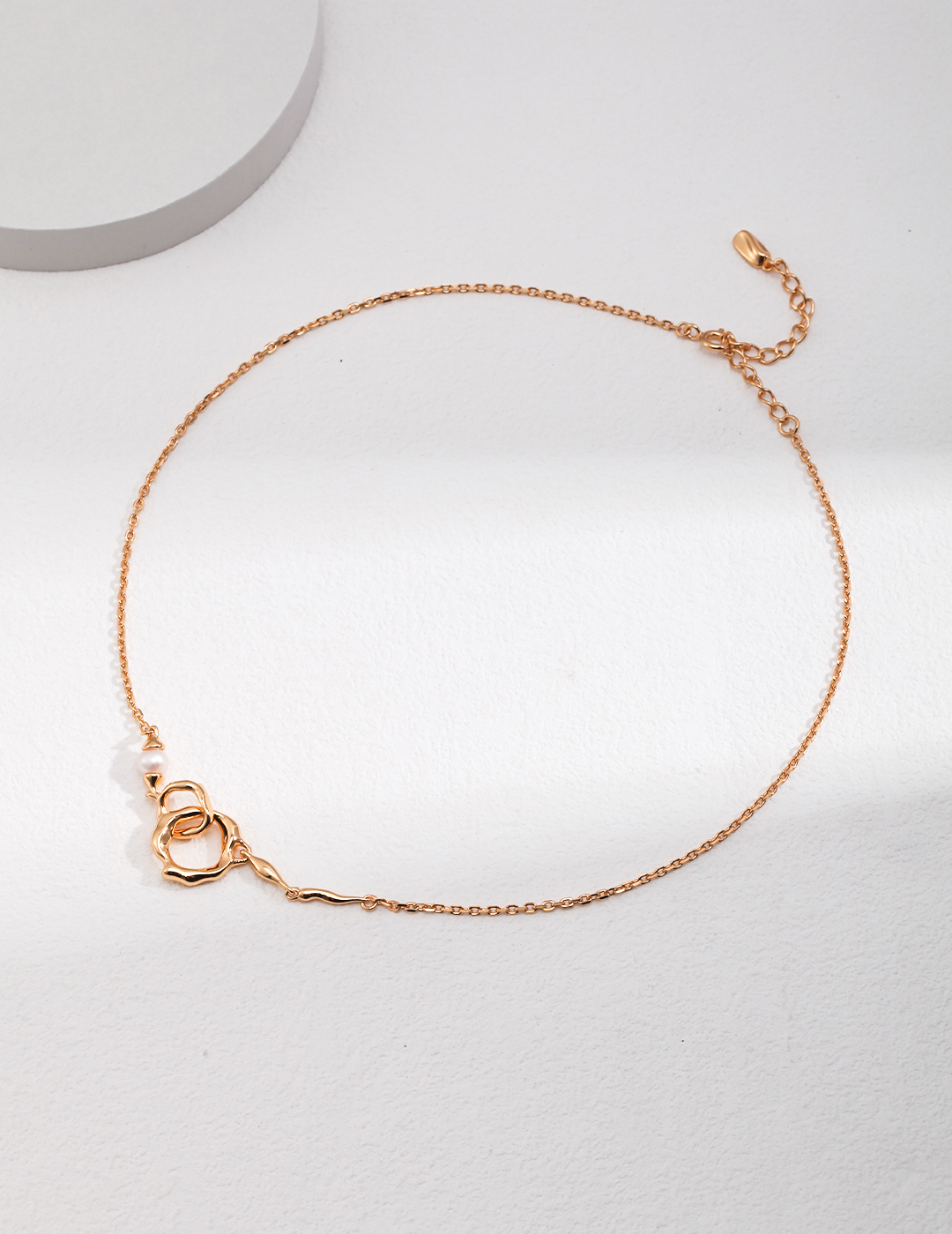 18K 925 Sterling Silver, Simple, Classic, and Exquisite Pearl and Agate Necklace