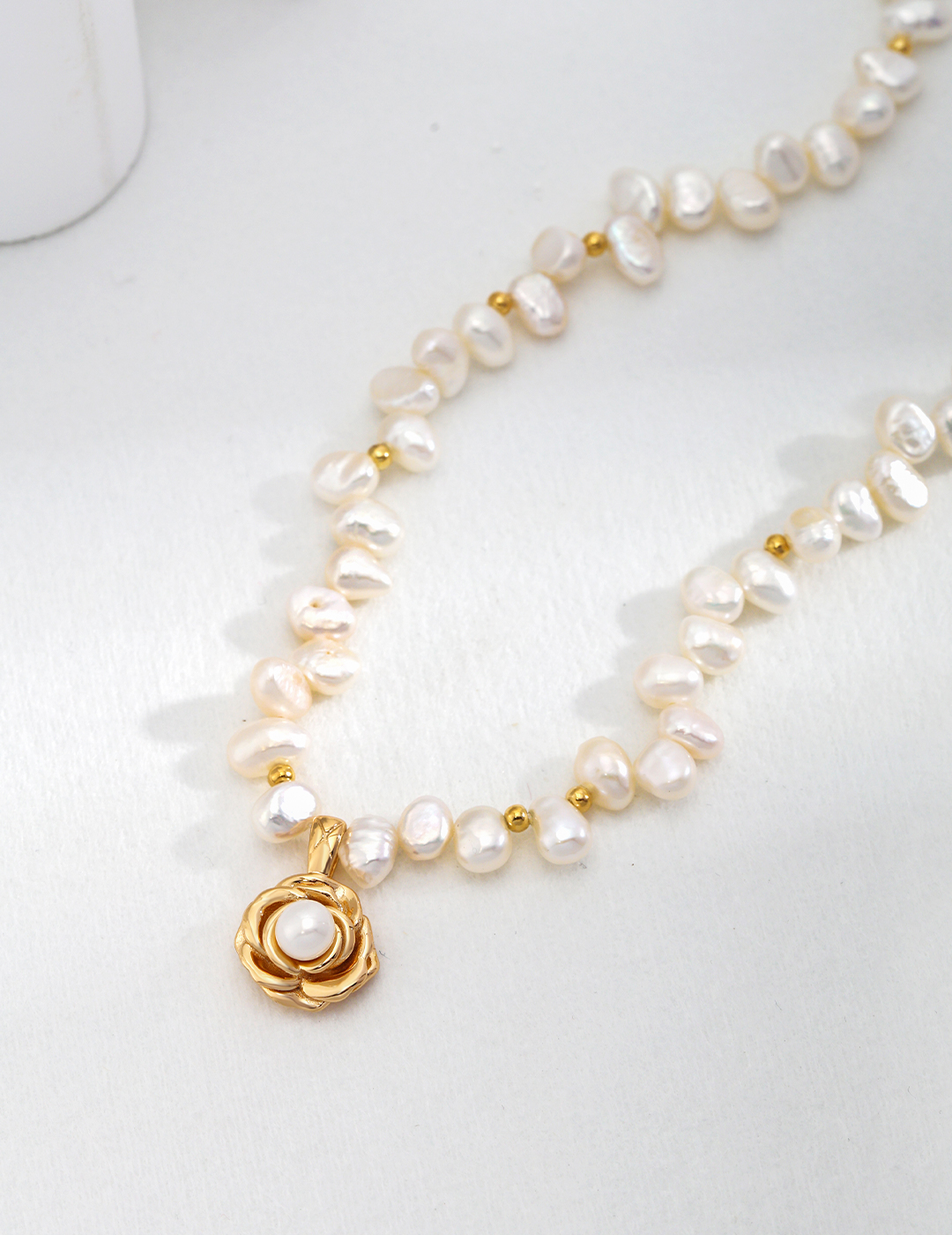 18K S925 Sterling Silver Fashionable Luxury Pearl Necklace