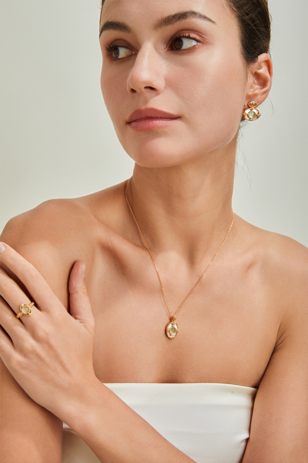 18K Gold & S925 Silver Vintage Fashion Grape Chalcedony White Shell Earrings, Necklace & Bracelet