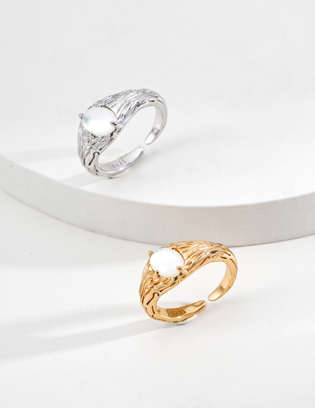 18K S925 Sterling Silver Fashionable Retro High-End Mother-of-Pearl Ring