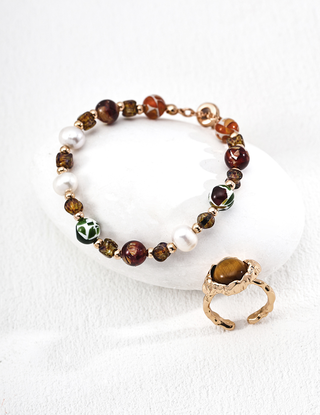 18K S925 Silver Vintage, Stylish, Exquisite Natural Pearl, Illusionary Glass Shell Bead Bracelet