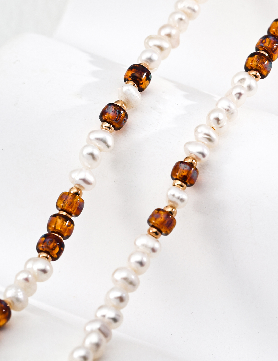 18K 925 Sterling Silver Vintage, Exquisite, Stylish Natural Pearl and Glass Bead Necklace