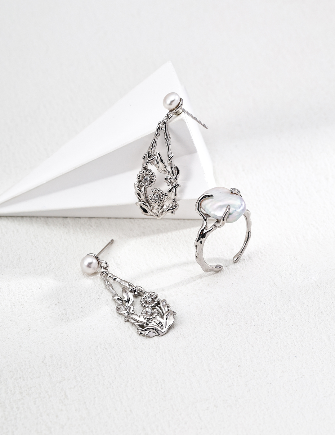 18K S925 Sterling Silver Unique Fashionable Natural Pearl Ring