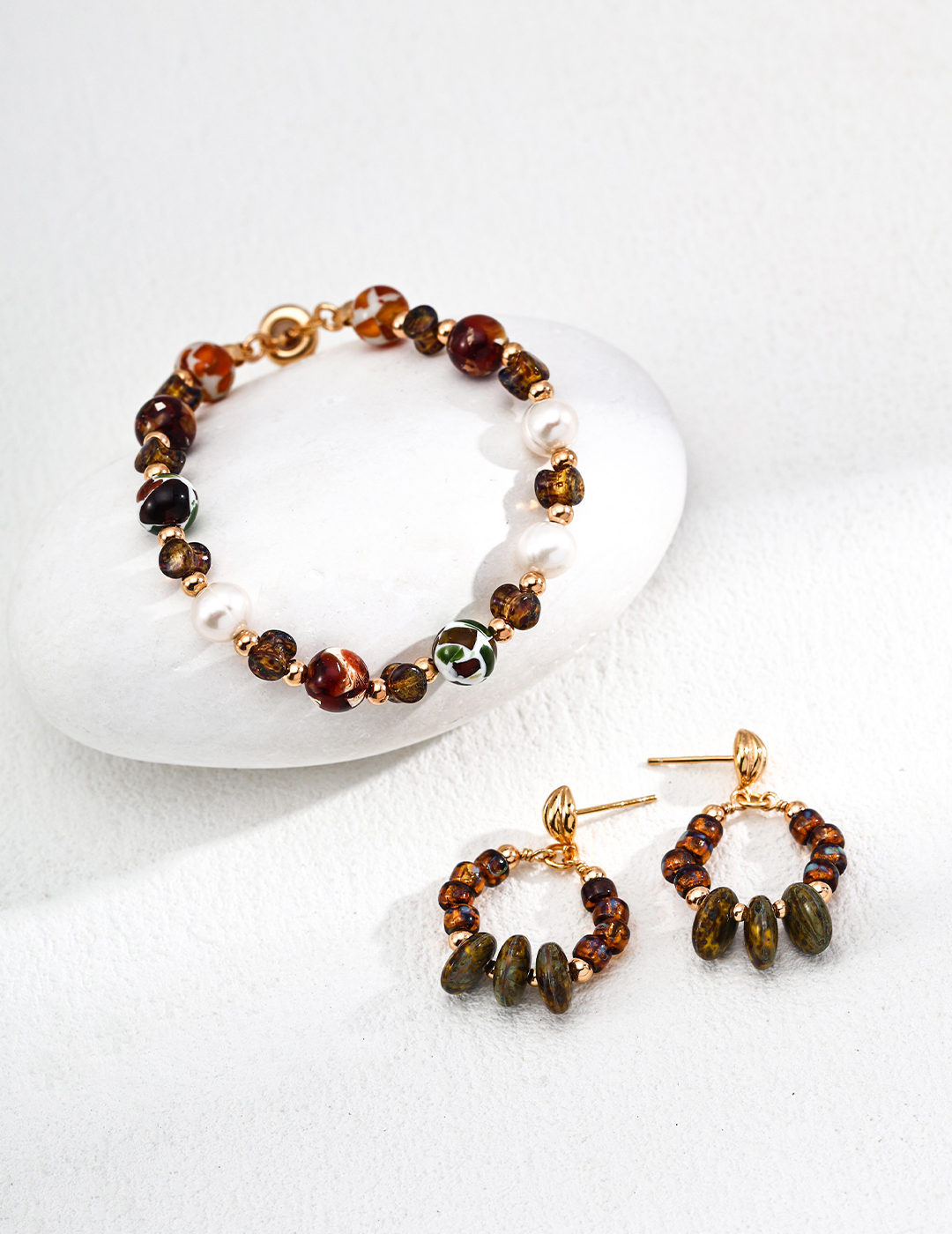 18K S925 Silver Vintage, Stylish, Exquisite Natural Pearl, Illusionary Glass Shell Bead Bracelet