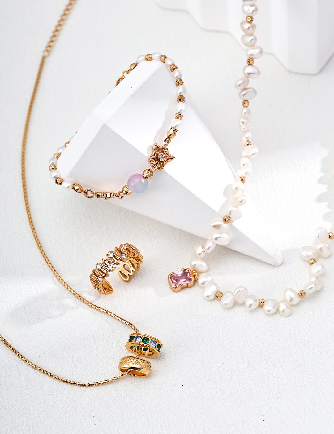 18K Gold and S925 Sterling Silver Fashionable and Elegant Natural Pearl Necklace