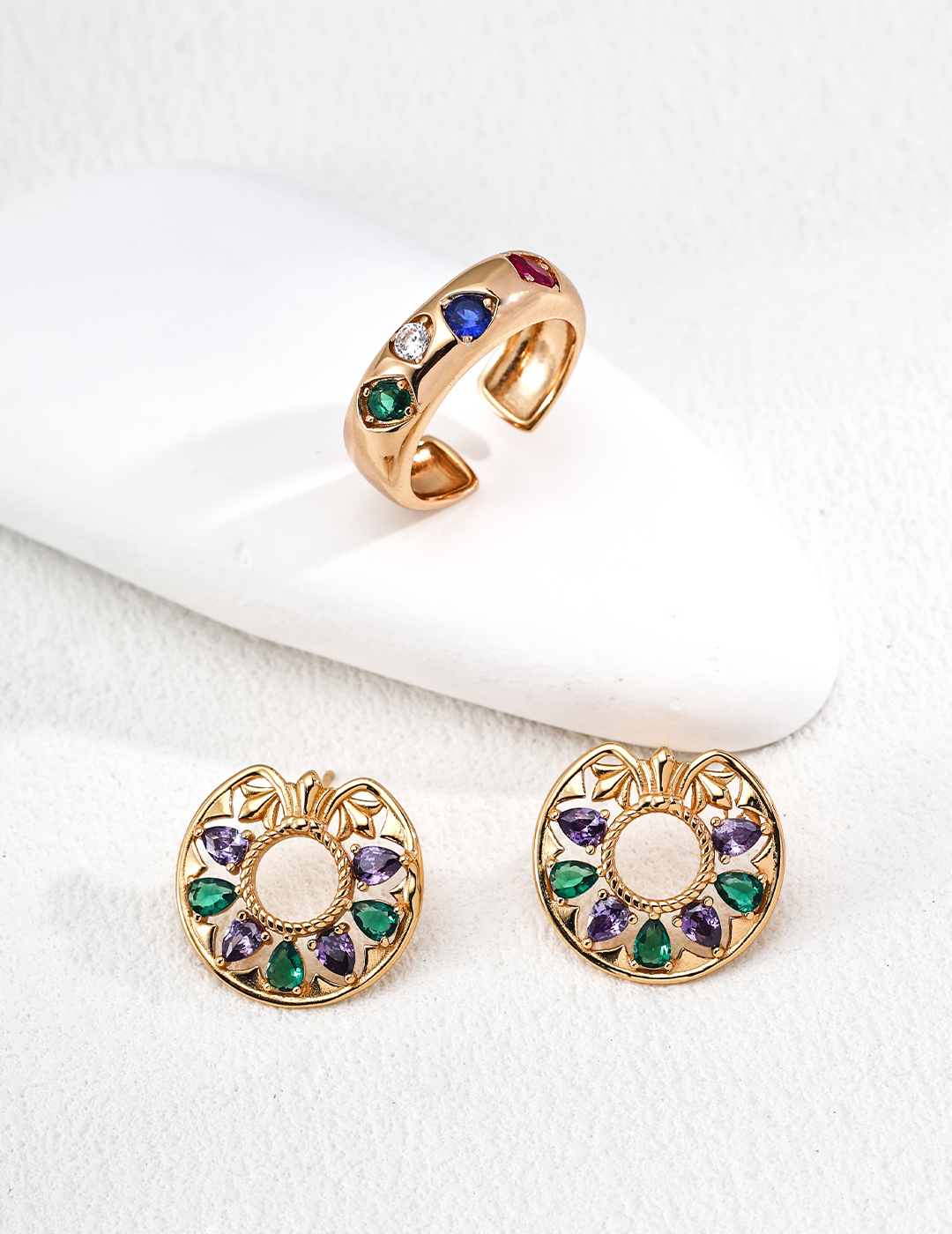 18K S925 Sterling Silver Fashion Retro Luxury High-End Earrings