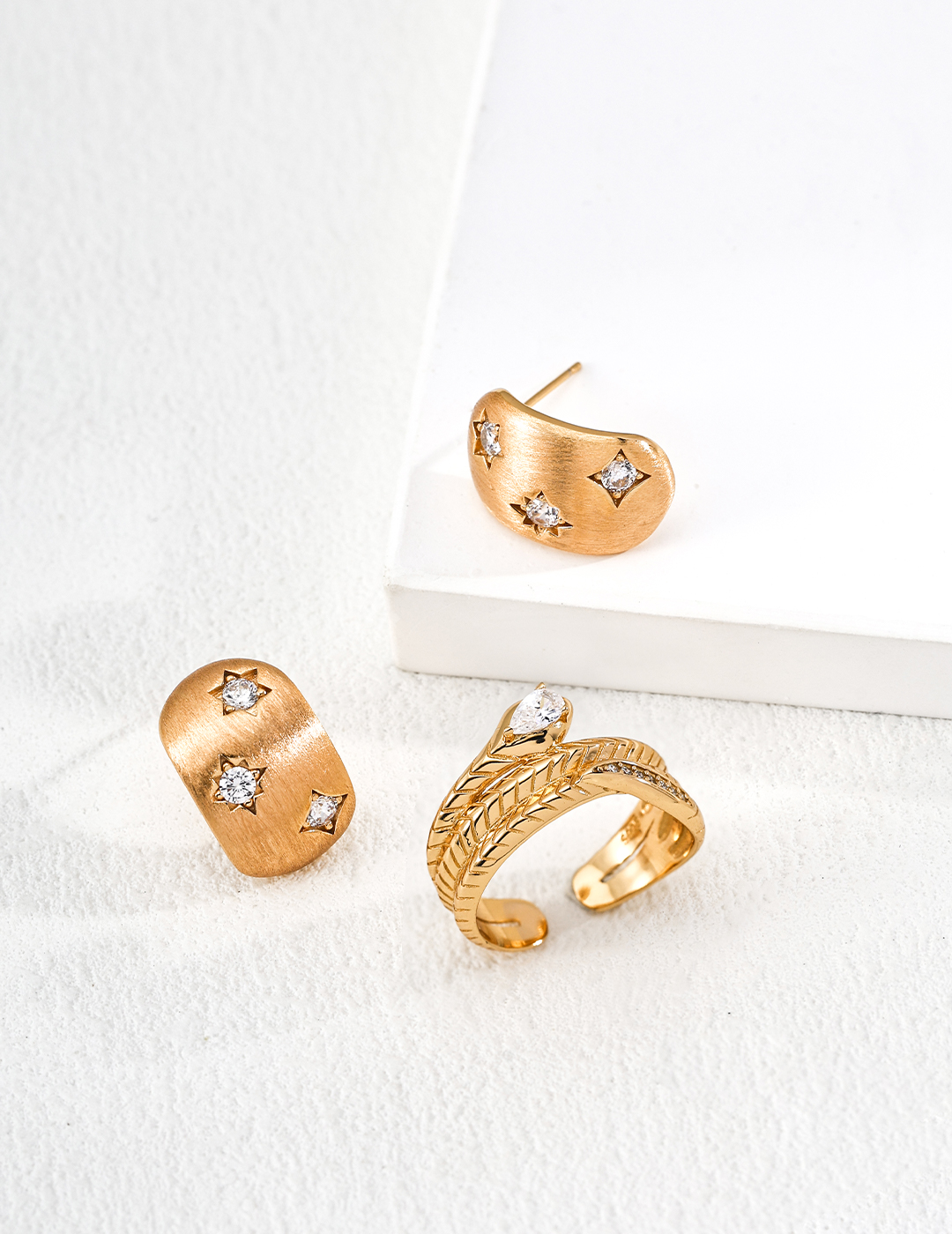 18K S925 Silver Vintage Niche Fashion Zirconia Ring