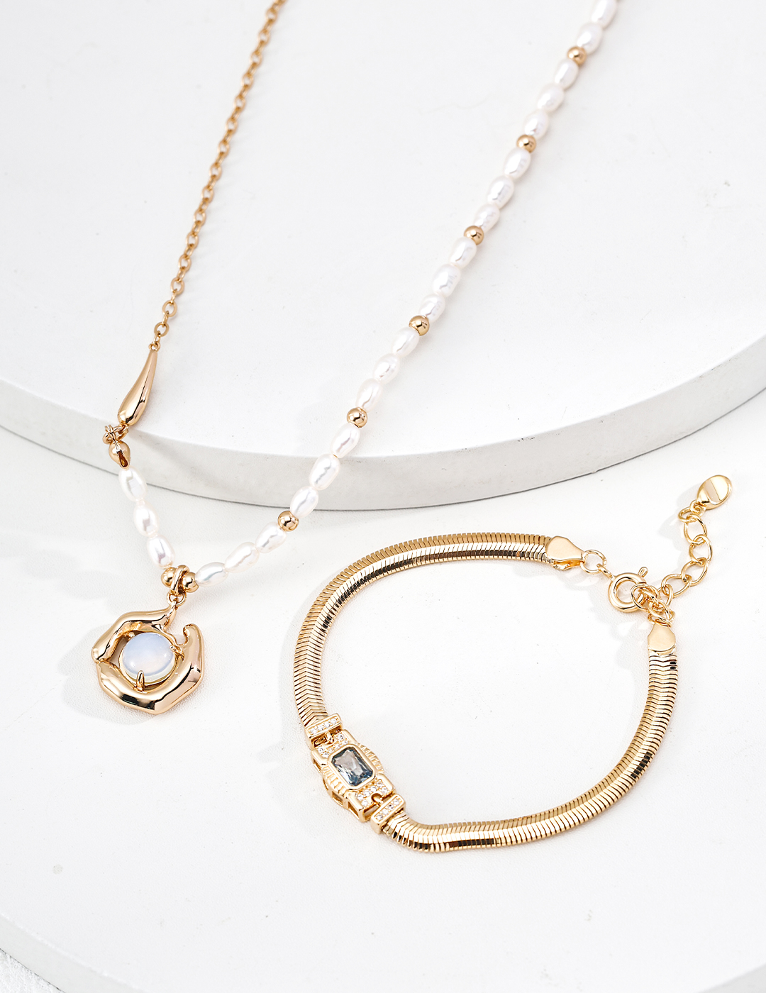 18K S925 Sterling Silver Fashionable High-End Zirconia Bracelet