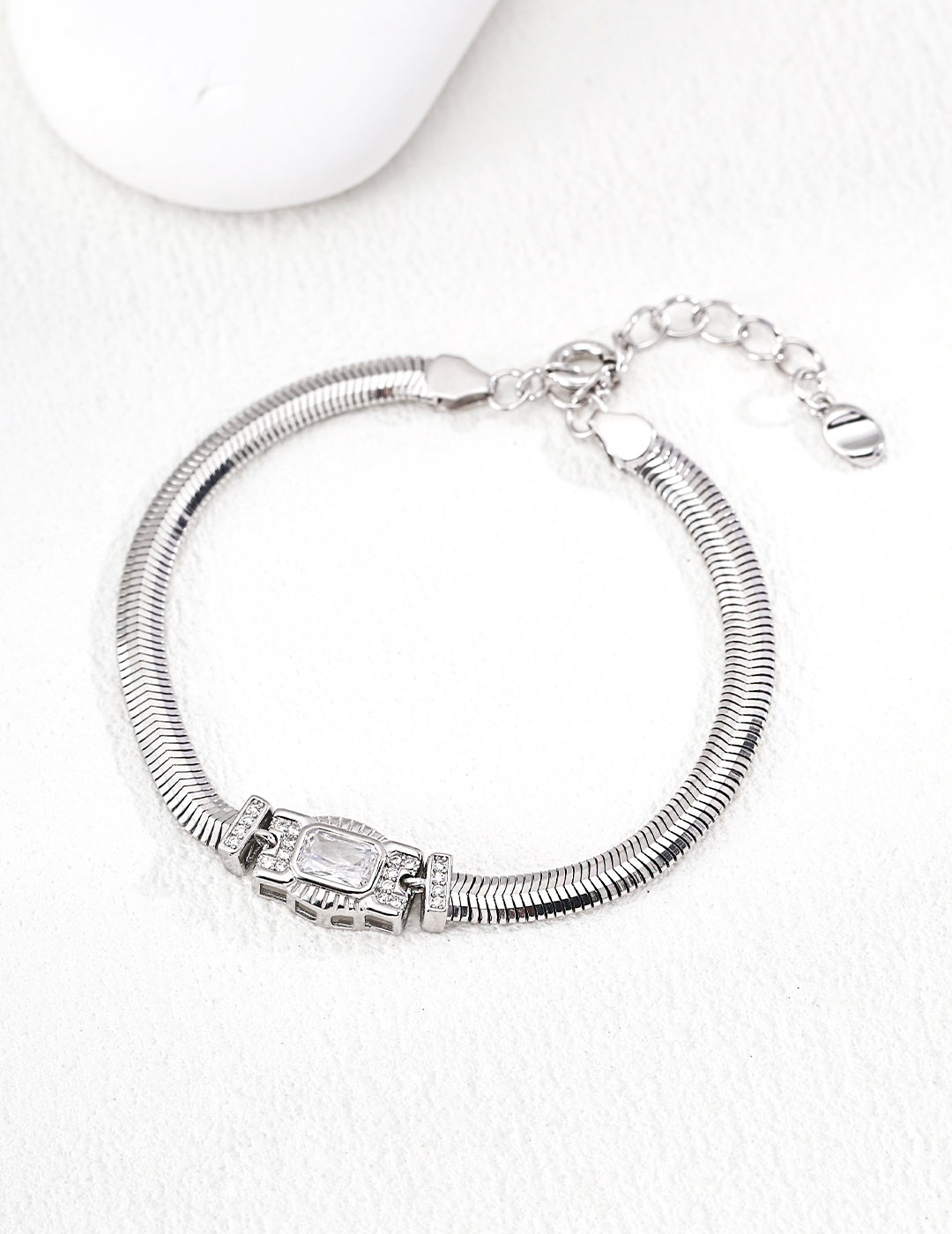 18K S925 Sterling Silver Fashionable High-End Zirconia Bracelet