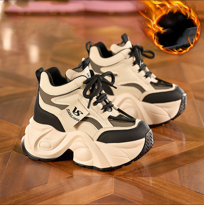 2024 novo estilo elegante e versátil esportes de sola grossa e sapatos femininos casuais