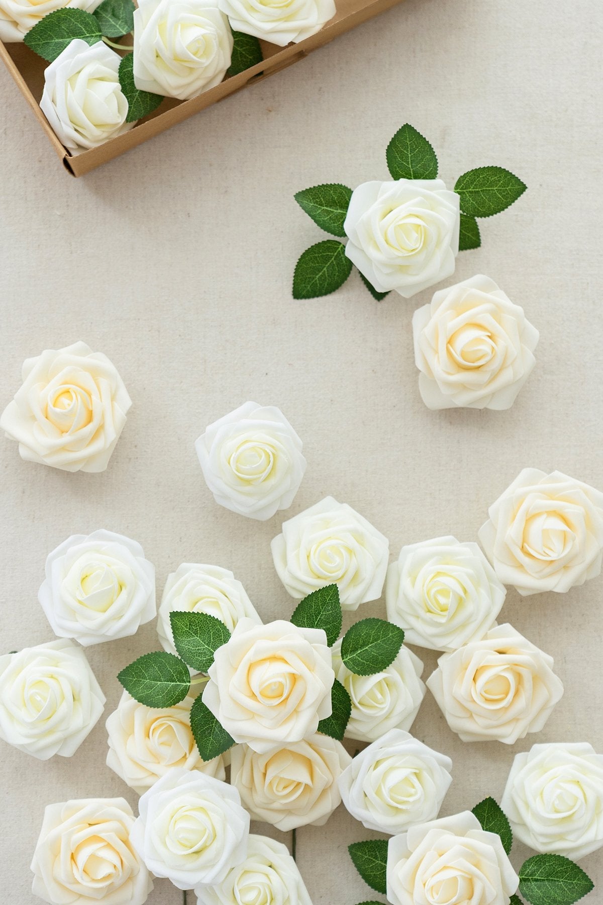Rosa de espuma 3" com haste - 66 cores
