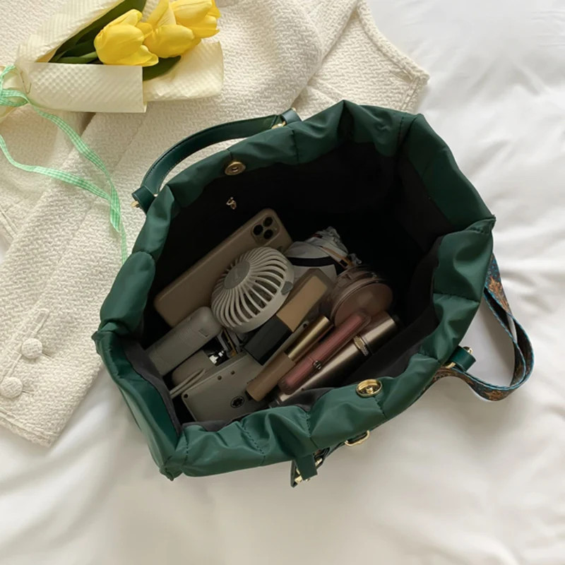 Luxury Brand Women Padded Large Capacity Handbags Green Big Totes Classic Nylon Down Cotton Shoulder Bag Office Lady Shopper Bag