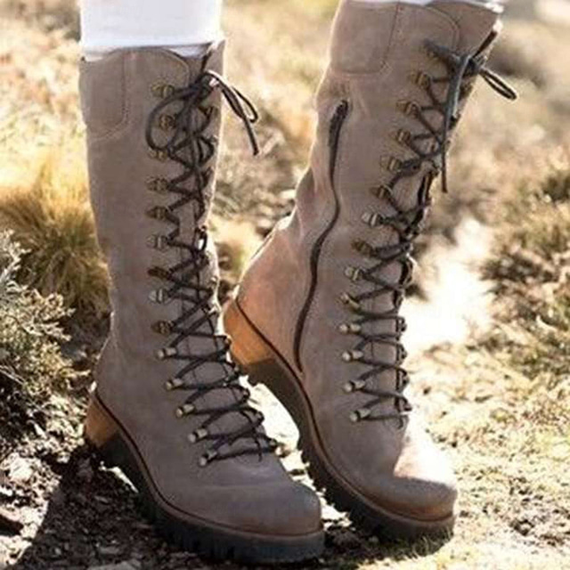 Botas de combate para mulher em camurça azul marinho com atacadores