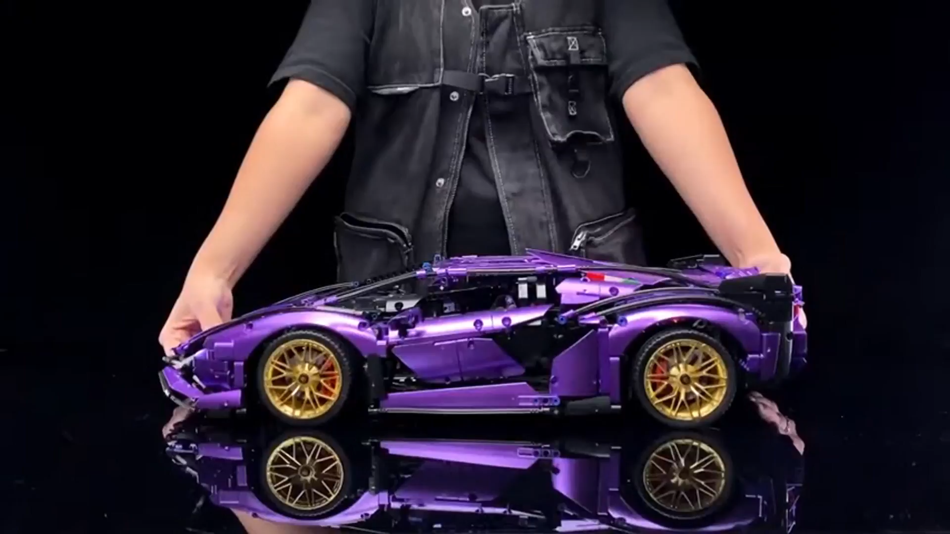 🎄🎄DIY dynamic version 1:8 Scale Super Car Building Kit with Electroplated Metal Parts Creative Building Toys for Adults (3696 Pieces)🌟🌟