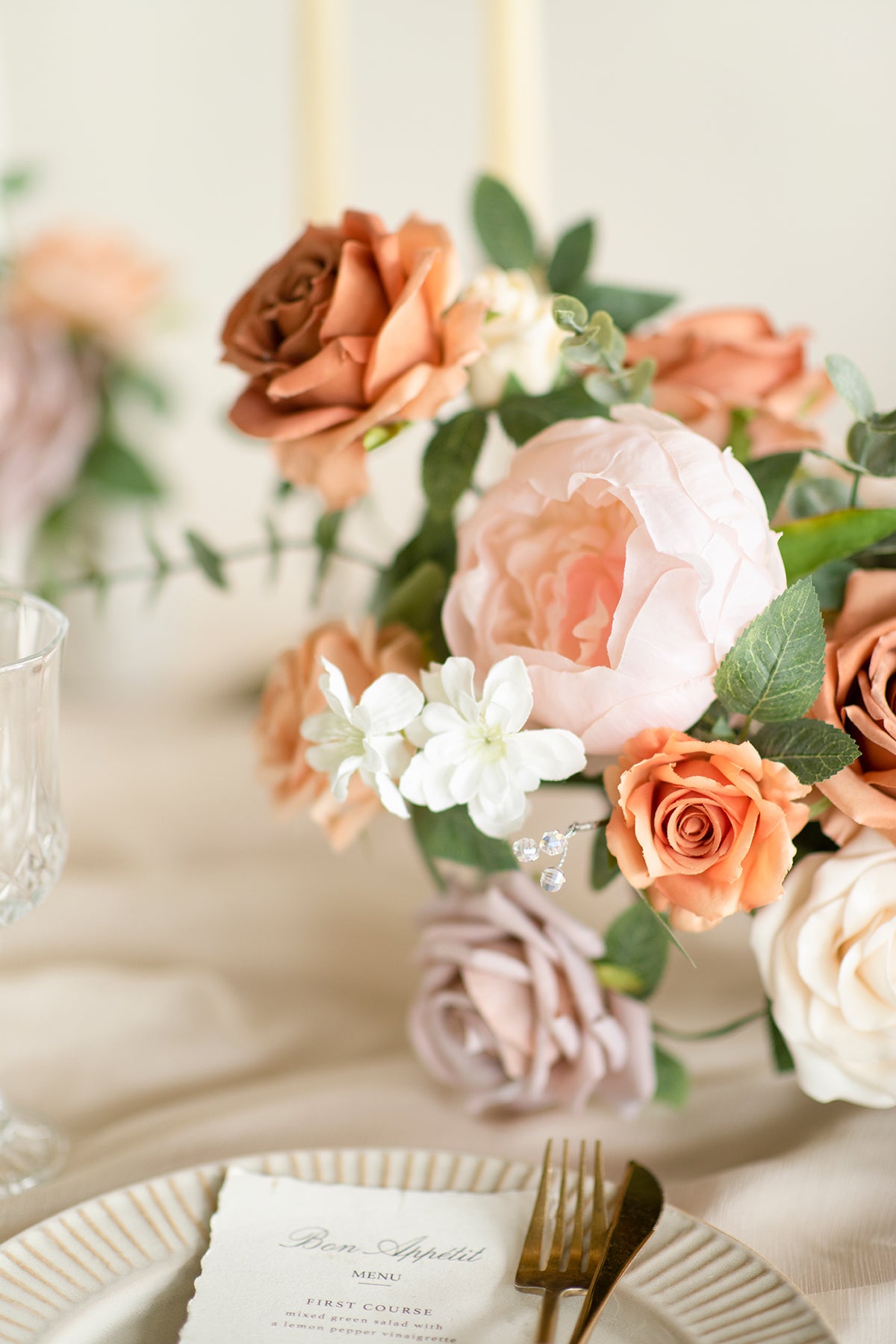 Caixas de flores de designer de peônia com toque natural