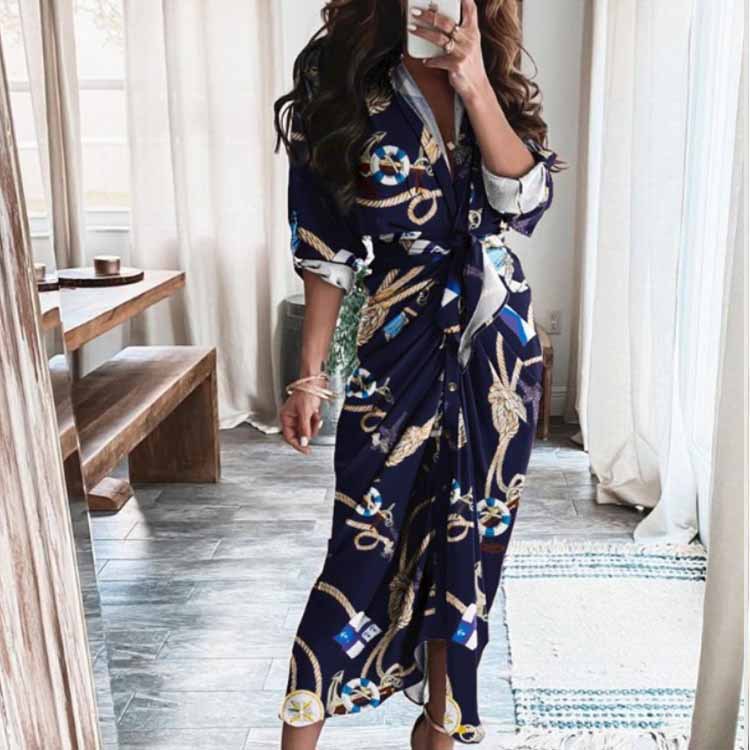 Vestido suspensório irregular plissado com decote em V e estampado sexy da primavera de 2025