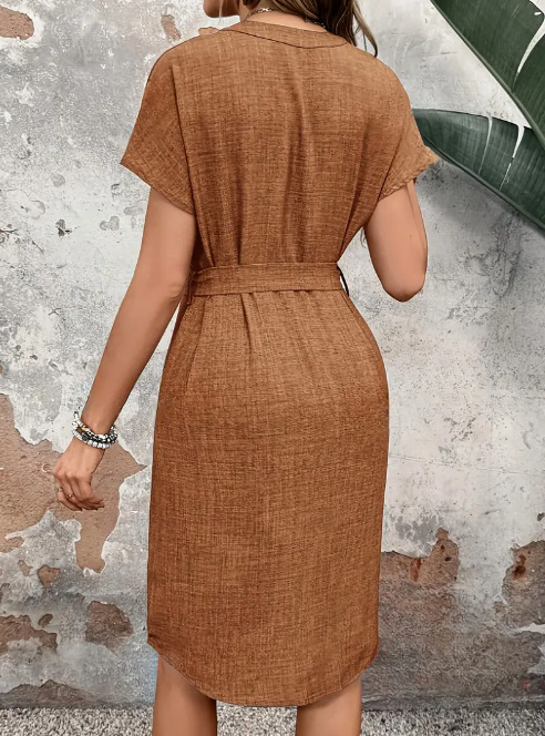 Vestido de menina com cinto e laço de cor sólida