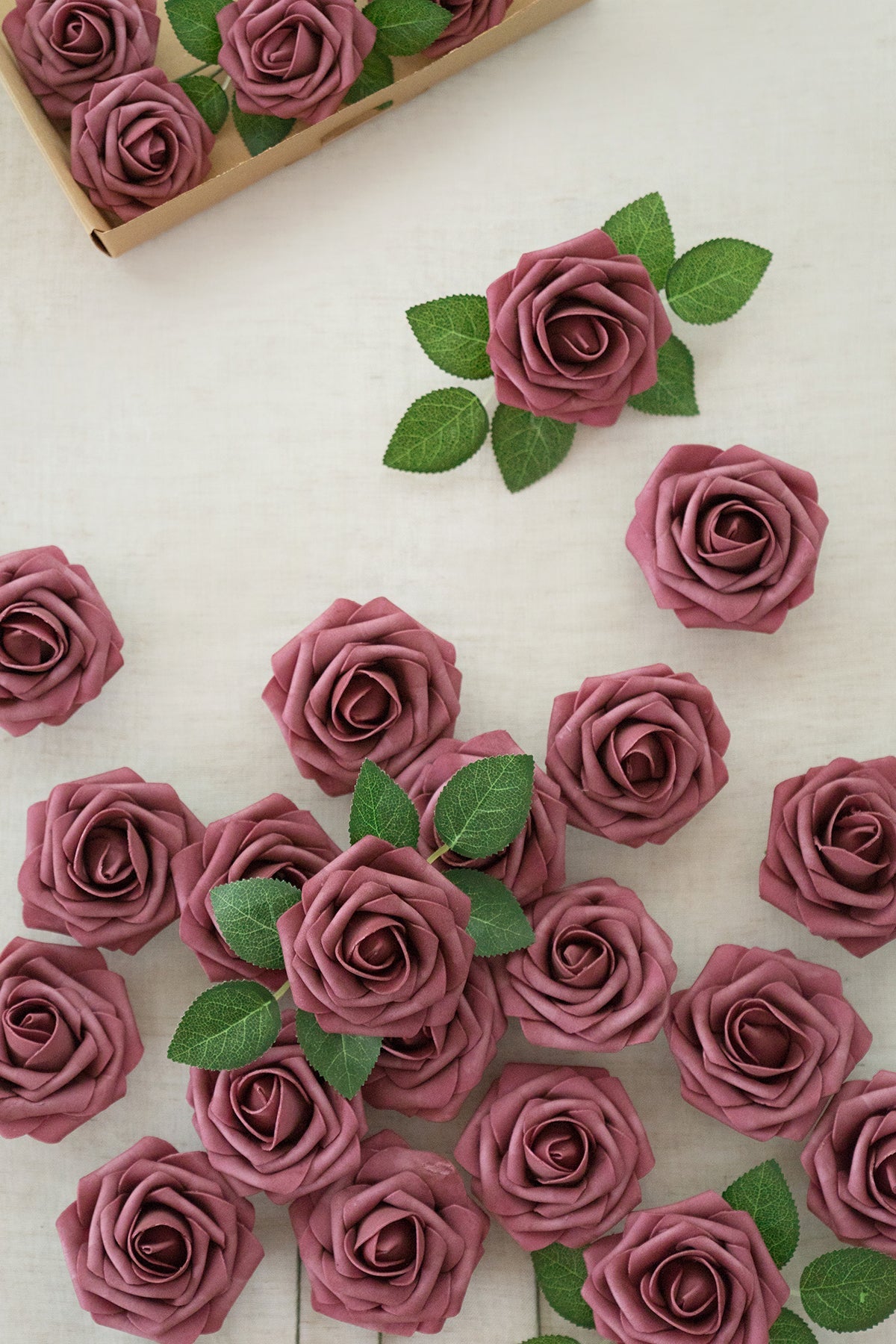 Rosa de espuma 3" com haste - 66 cores