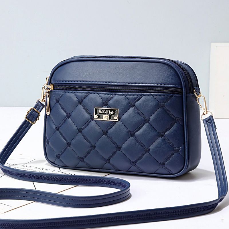 🔥Promoção por tempo limitado💥[Compre um, receba outro] Bolsa de ombro em pele macia de grande capacidade da nova moda 2024.
