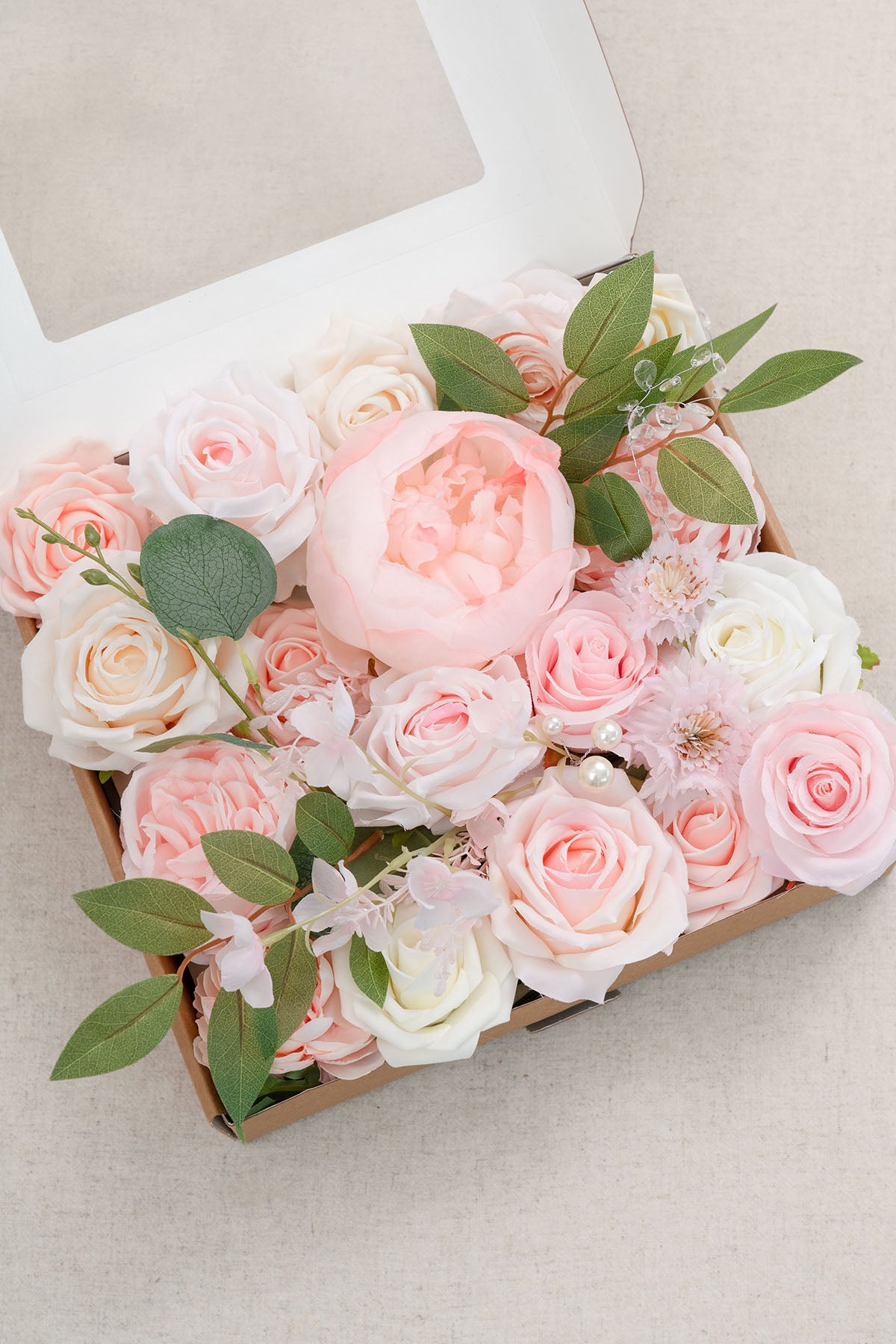Caixas de flores de designer de peônia com toque natural