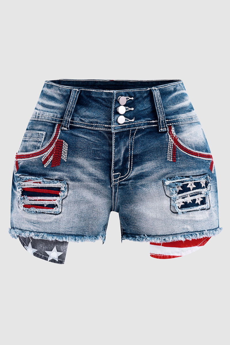 Shorts jeans com patch de bandeira americana e botões