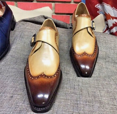 Sapatos de homem de couro oxford de fivela única costurados à mão