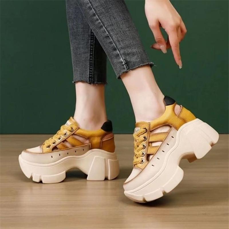 Tênis robustos de couro com cadarço