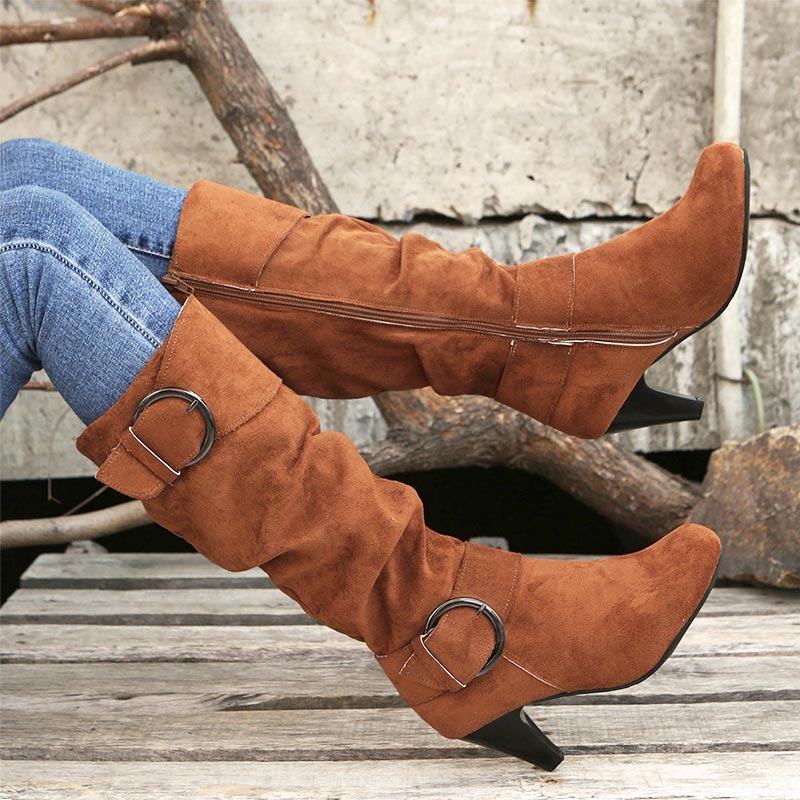 Botas de senhora de cano alto com bico redondo franzido