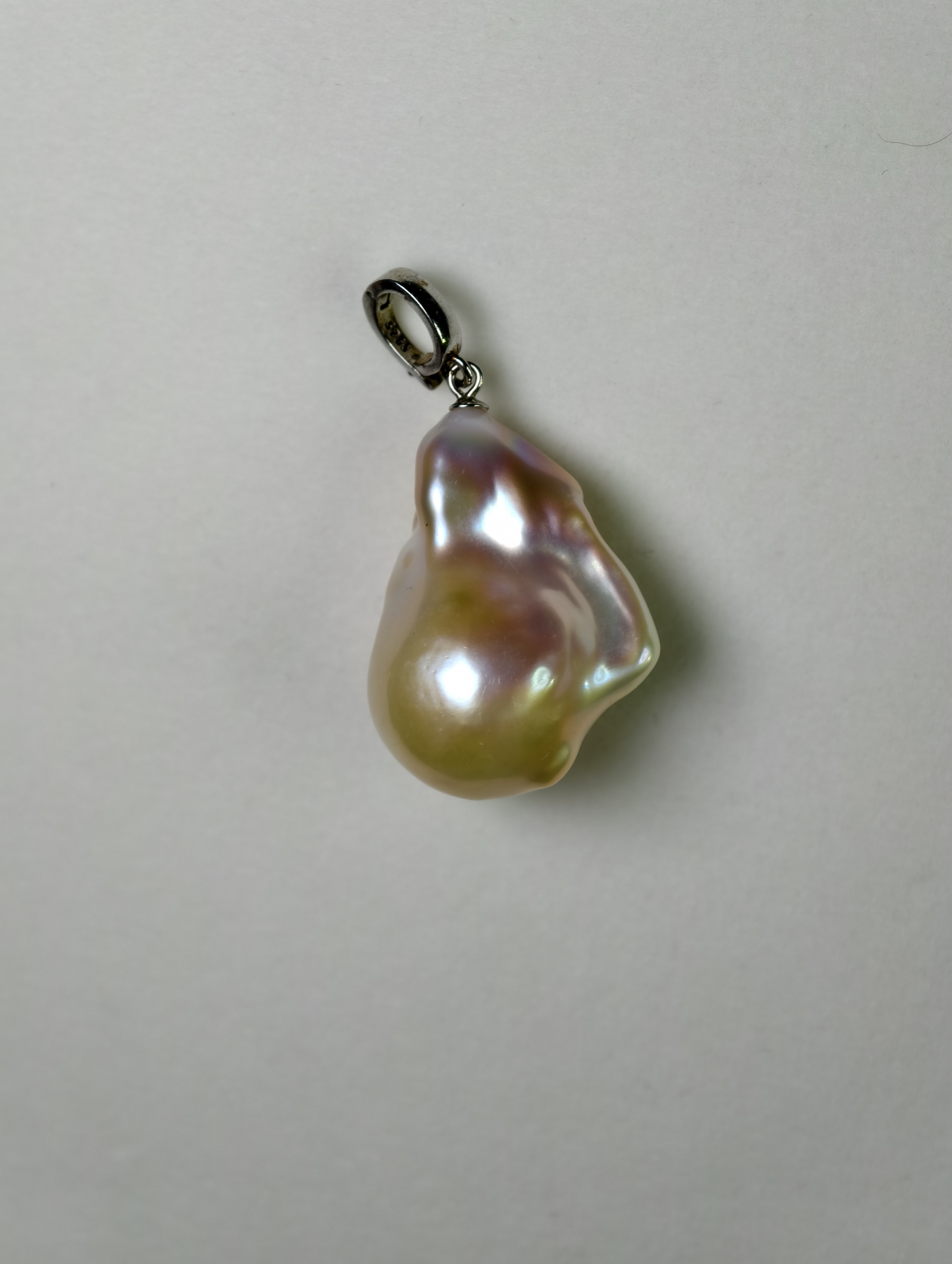 Baroque Pearl Pendant