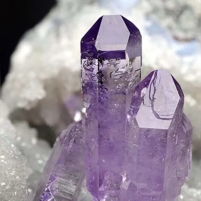 Crystal jewelry deposit