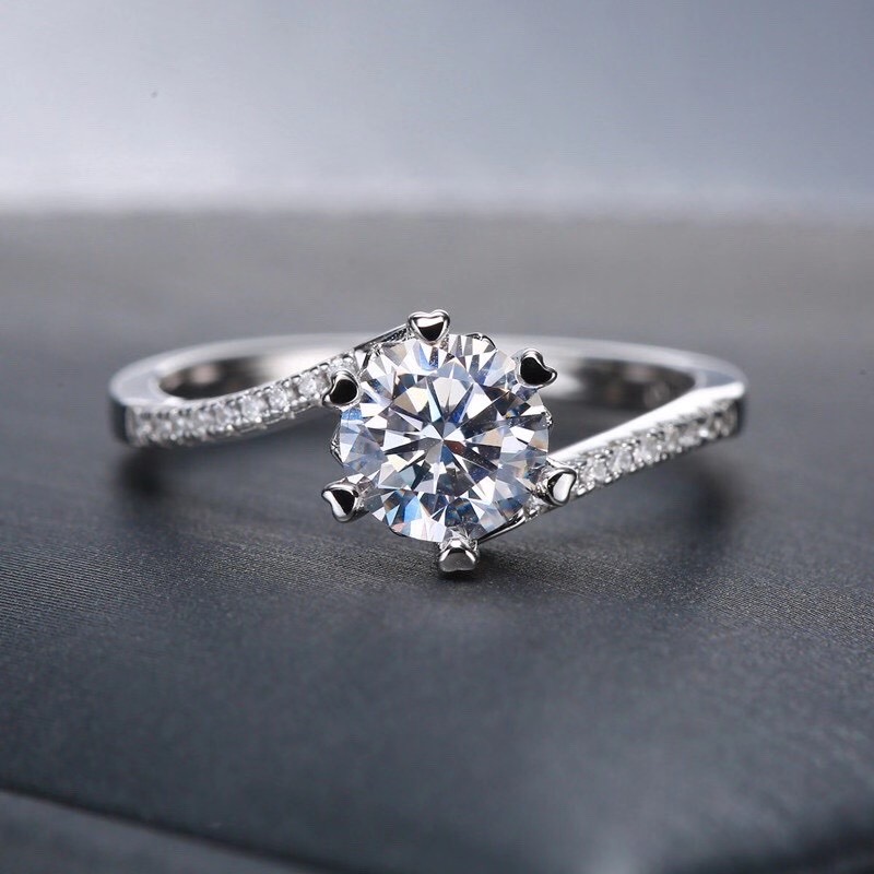 [Copy][Copy][Copy]Moissanite Micro embedded twisted arm snowflake Ring S925 silver,微镶扭臂雪花