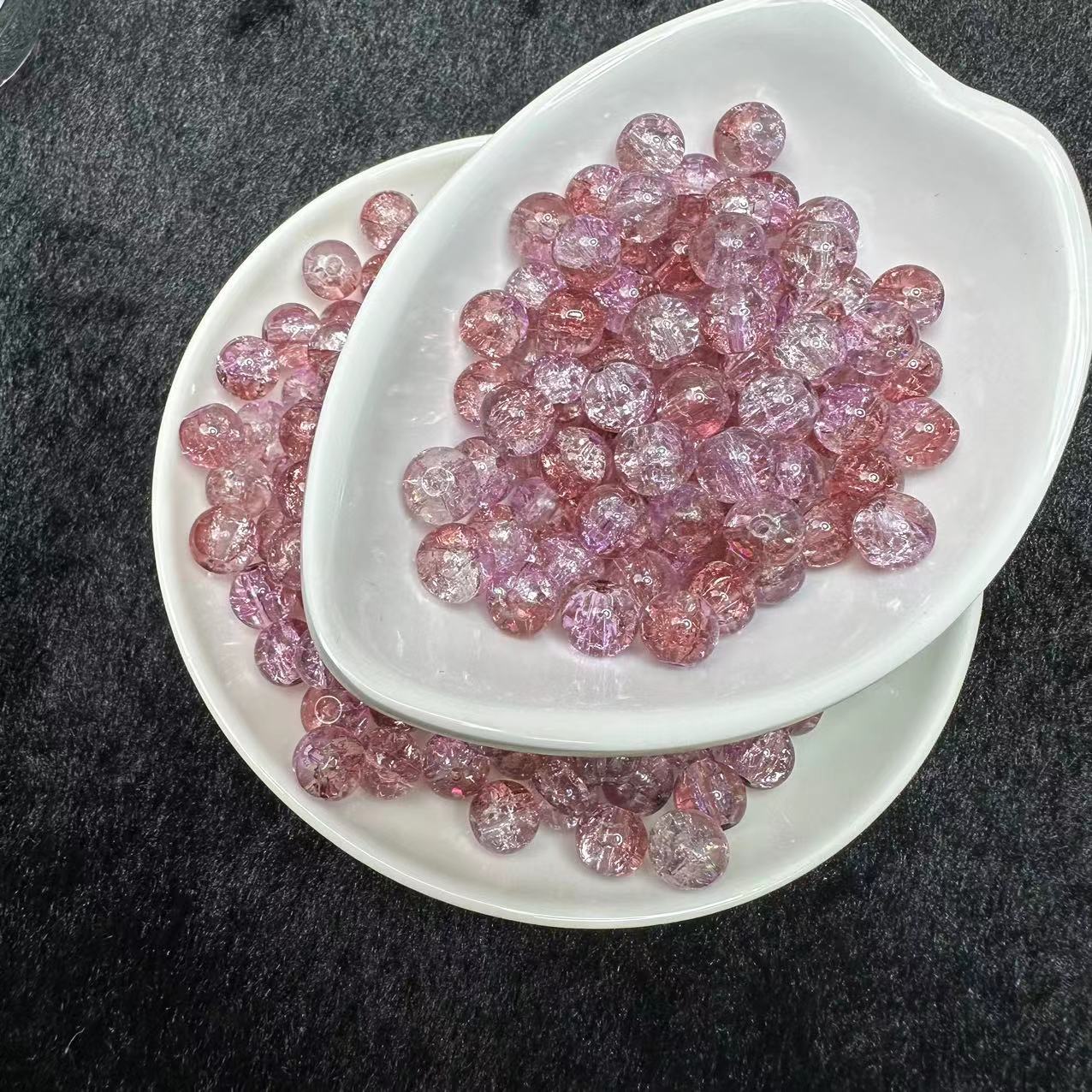 Crackle glass beads