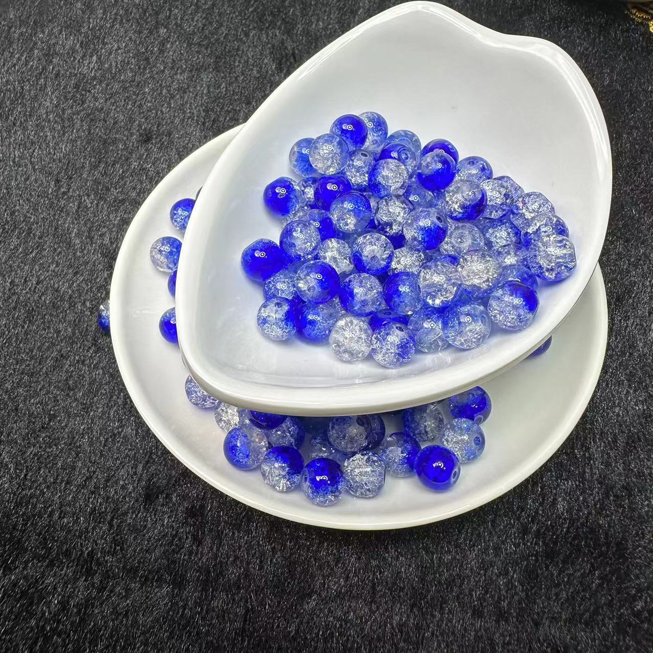 Crackle glass beads