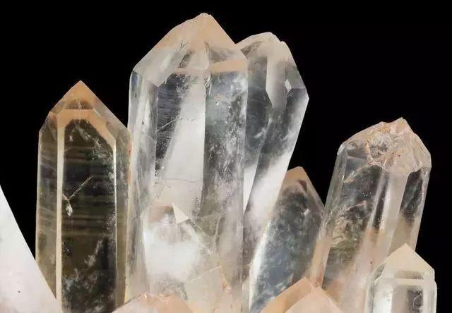 Crystal jewelry deposit