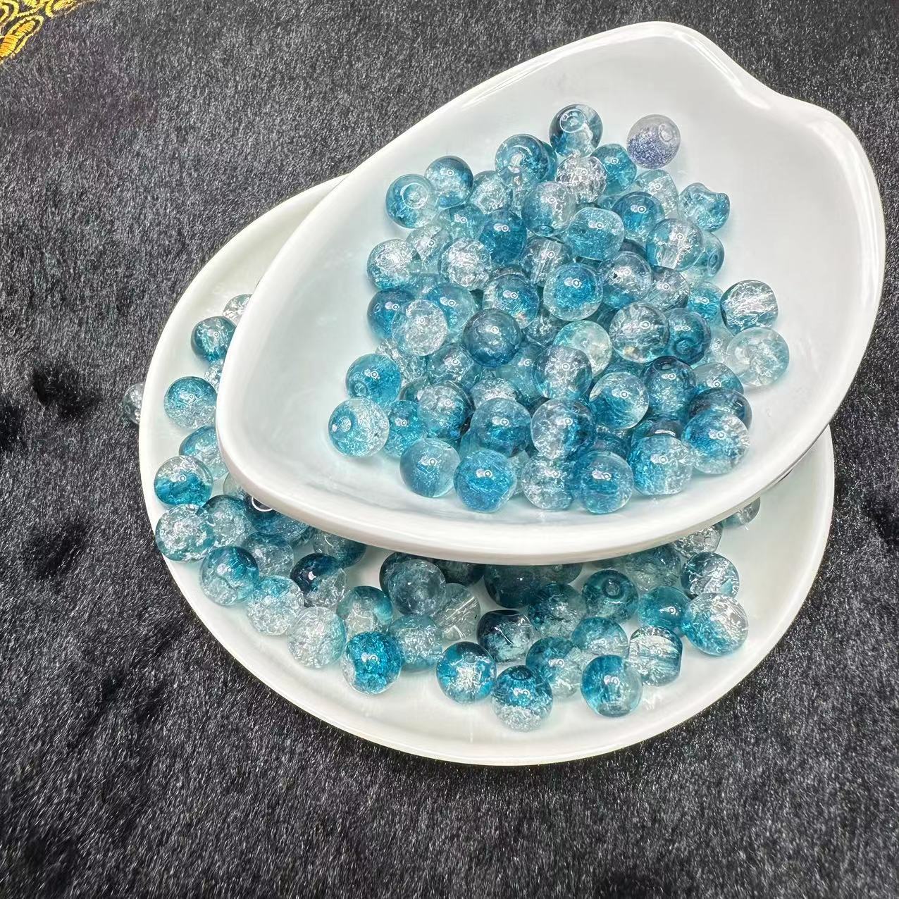 Crackle glass beads