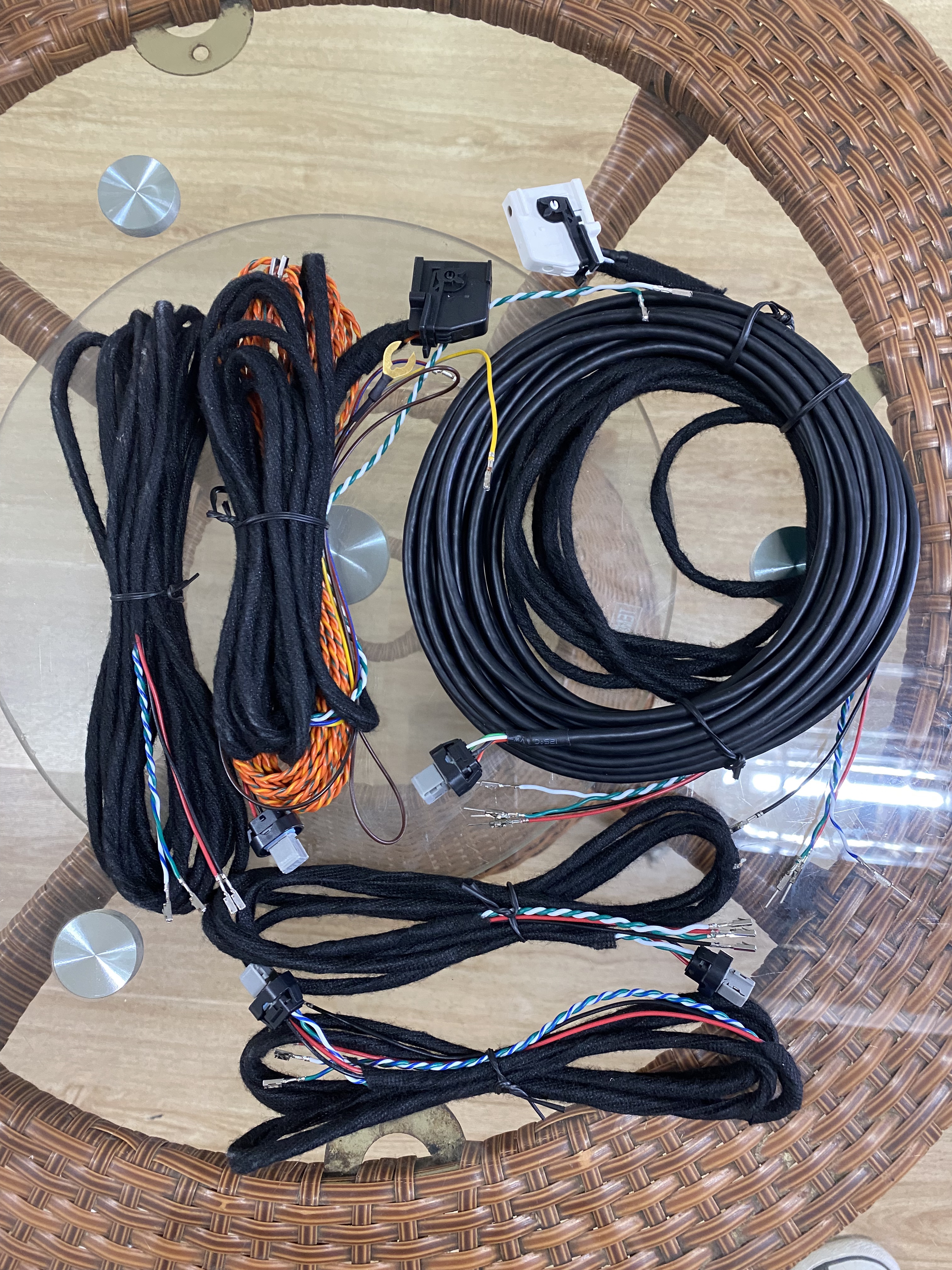 Wiring harness for 360 surround view
