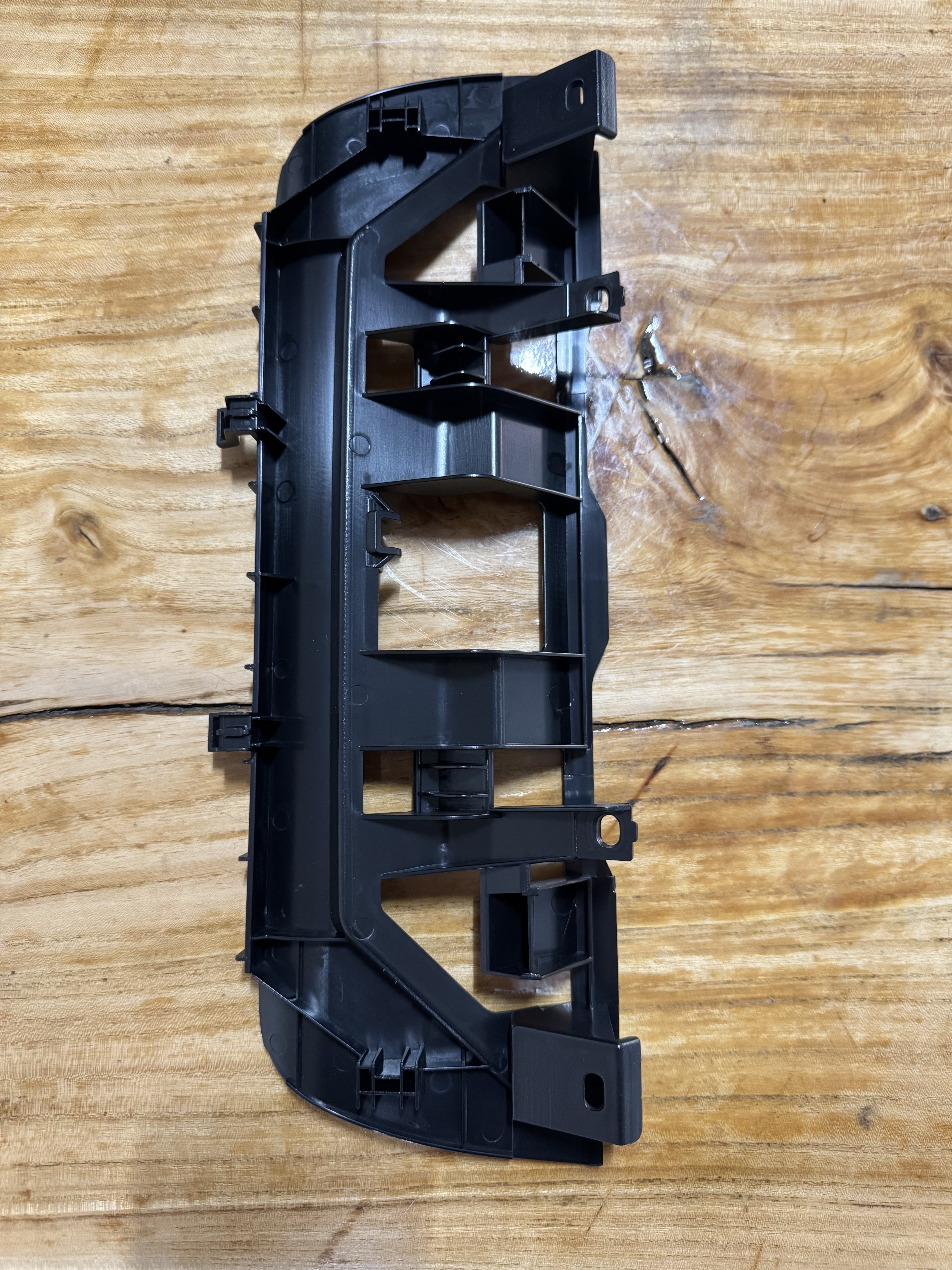 BMW G30 screen bracket