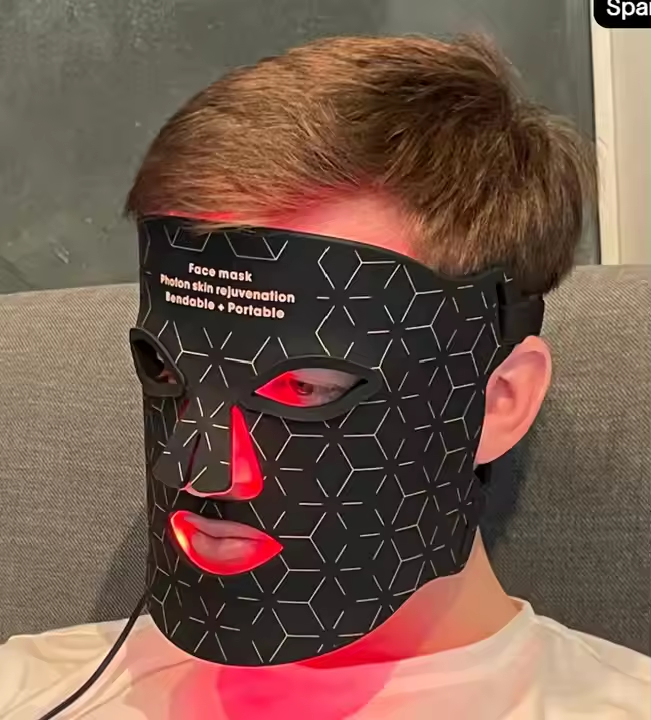 ClinicPBM Glow Therapy Mask 