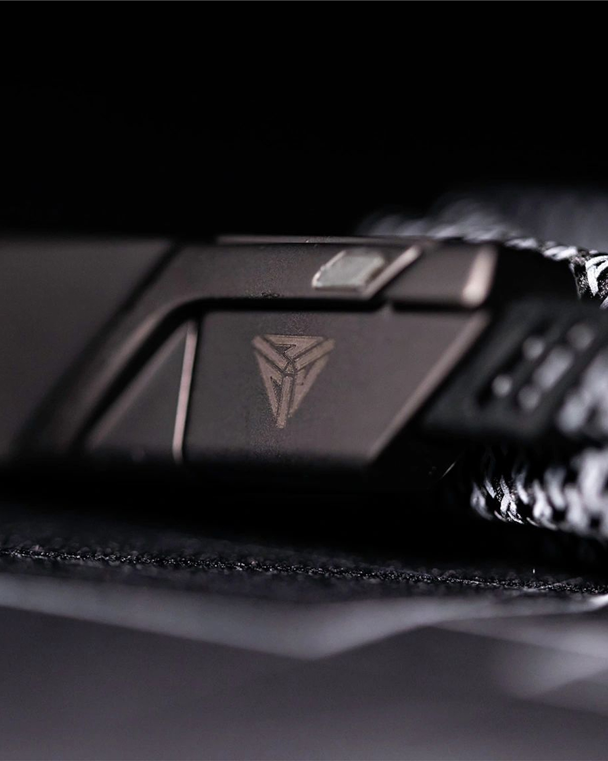 ARSMEL x Tegic ONIX VI Max 100W 4-in-1 Fast Charging Cable