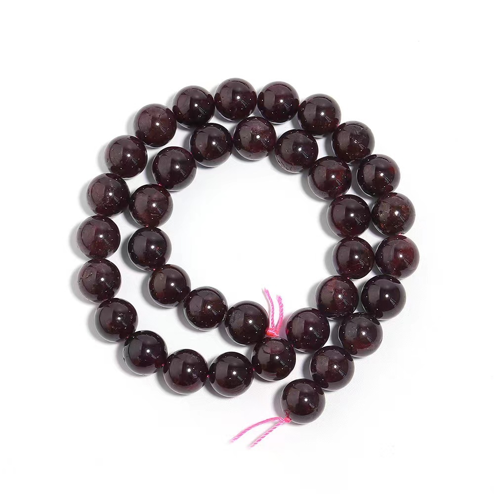 Garnet beads