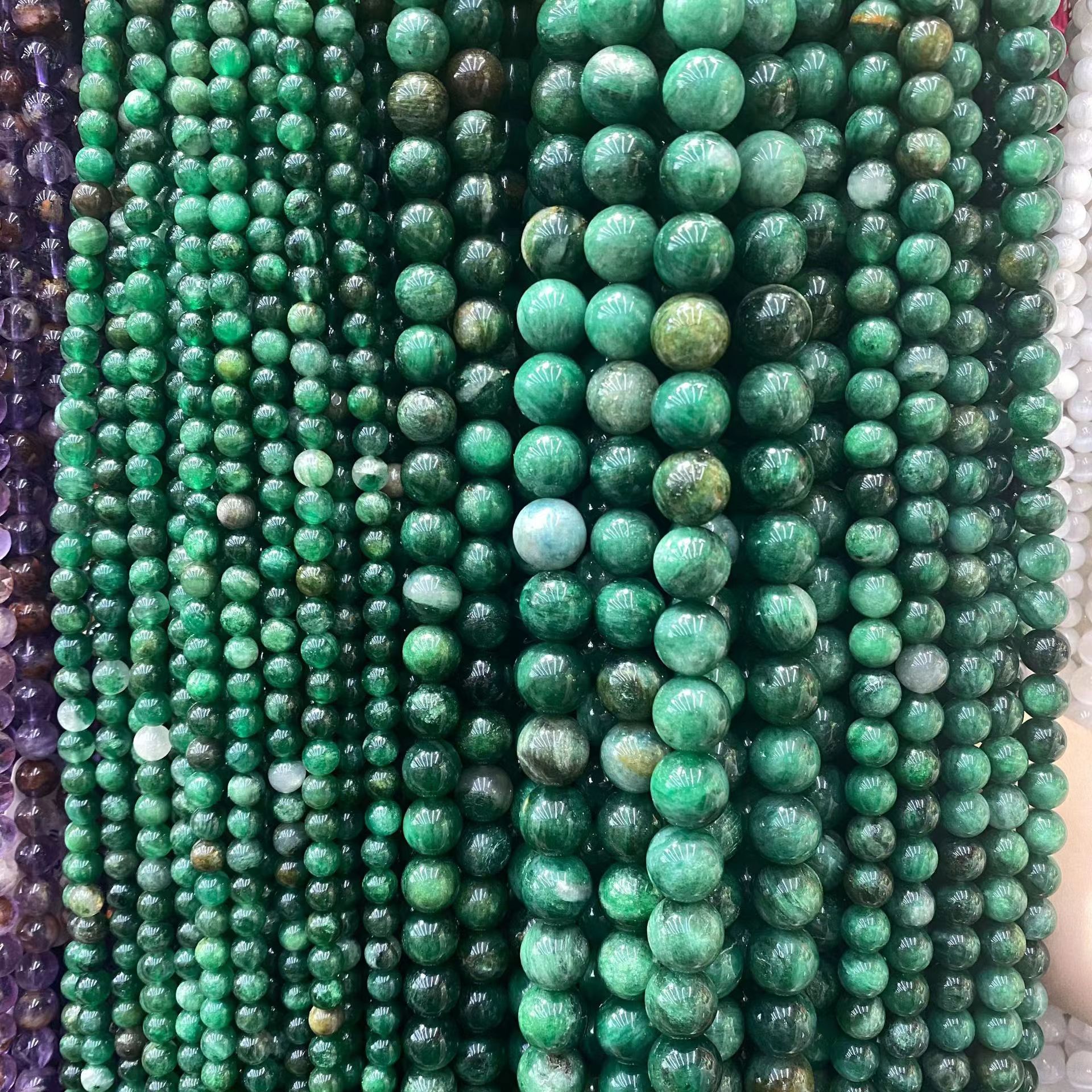 Green Mica beads