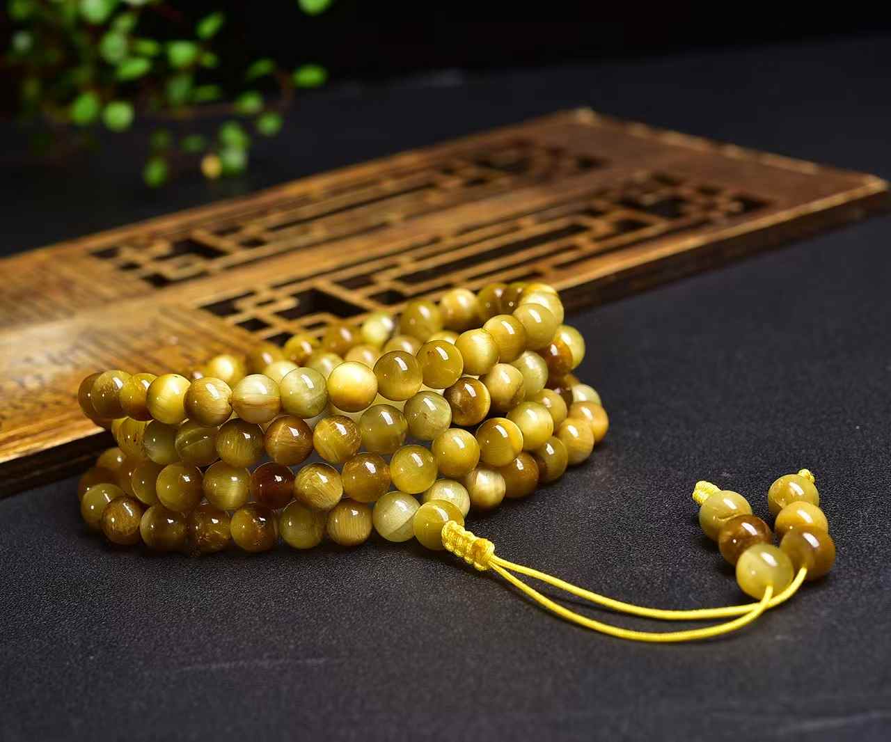 Golden tiger's eye 108 beads necklace 8mm