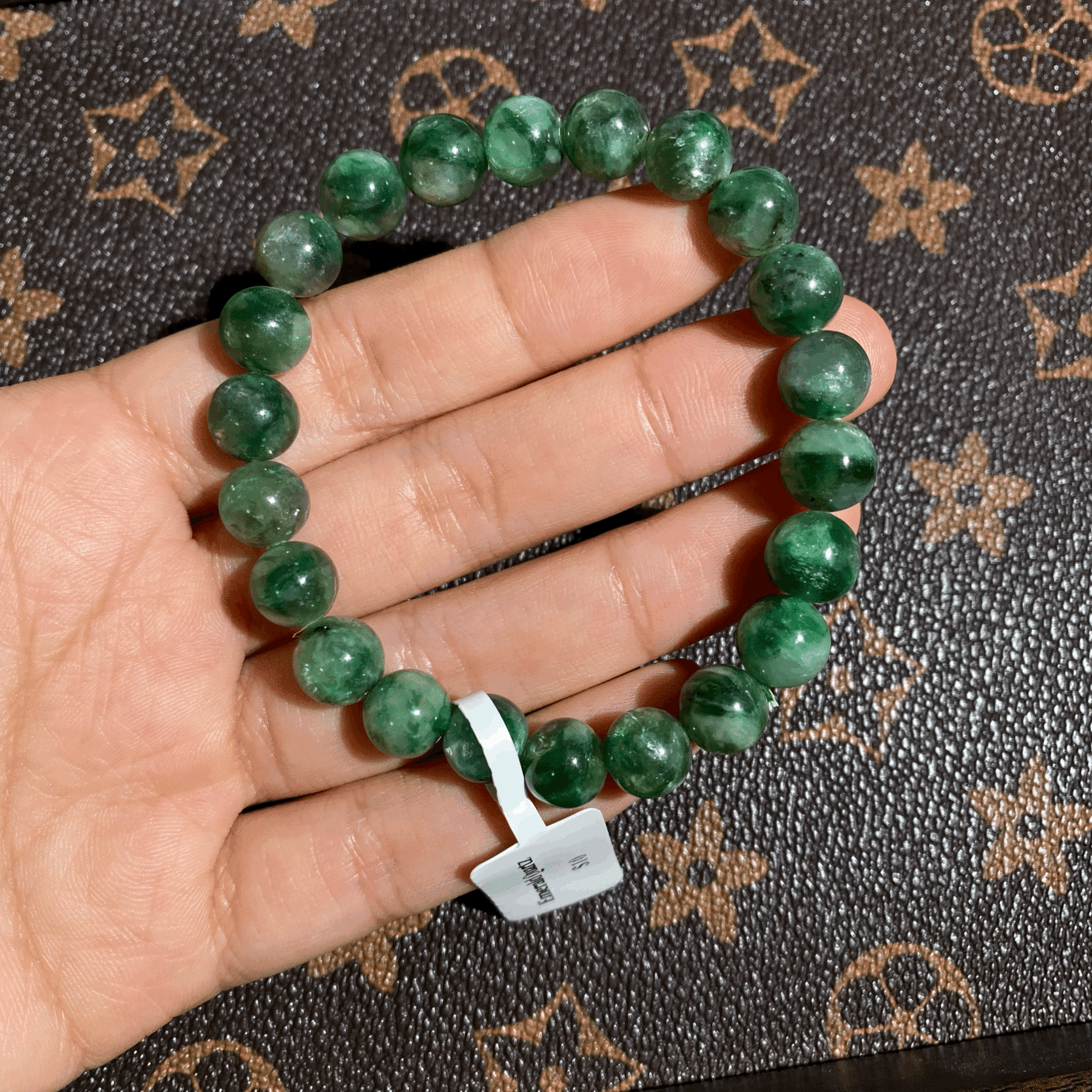 Green emerald quartz bracelet 9mm $10