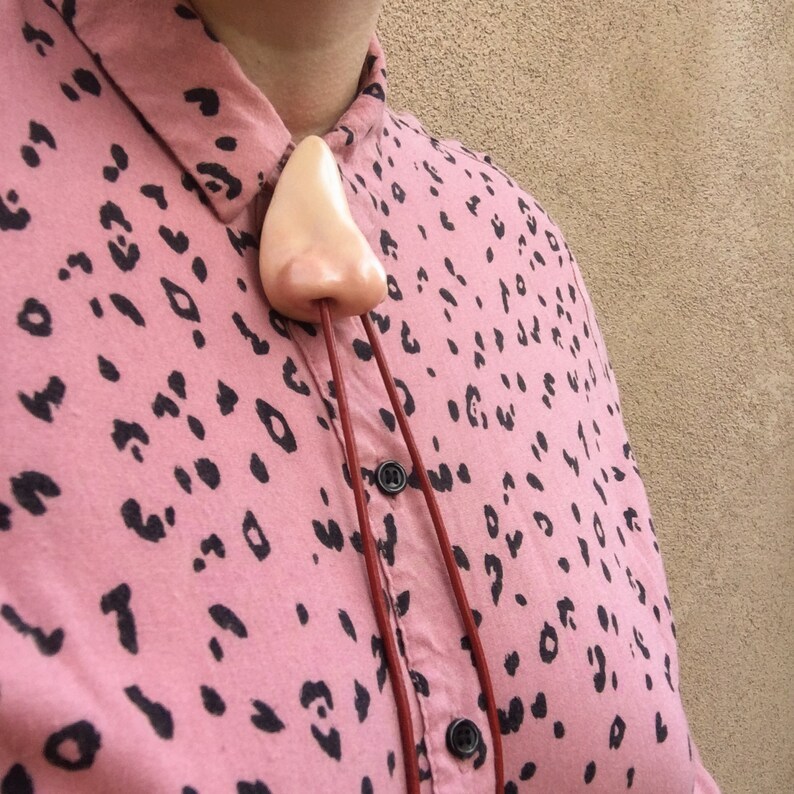 🌟LAST DAY 50% OFF & 🔥BUY 2 FREE SHIPPING---🤣Bloody Nose Bolo Tie