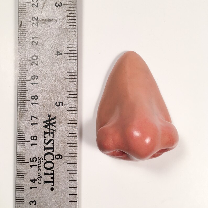 🌟LAST DAY 50% OFF & 🔥BUY 2 FREE SHIPPING---🤣Bloody Nose Bolo Tie